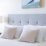 Landing Modern Apartment With Amazing Amenities