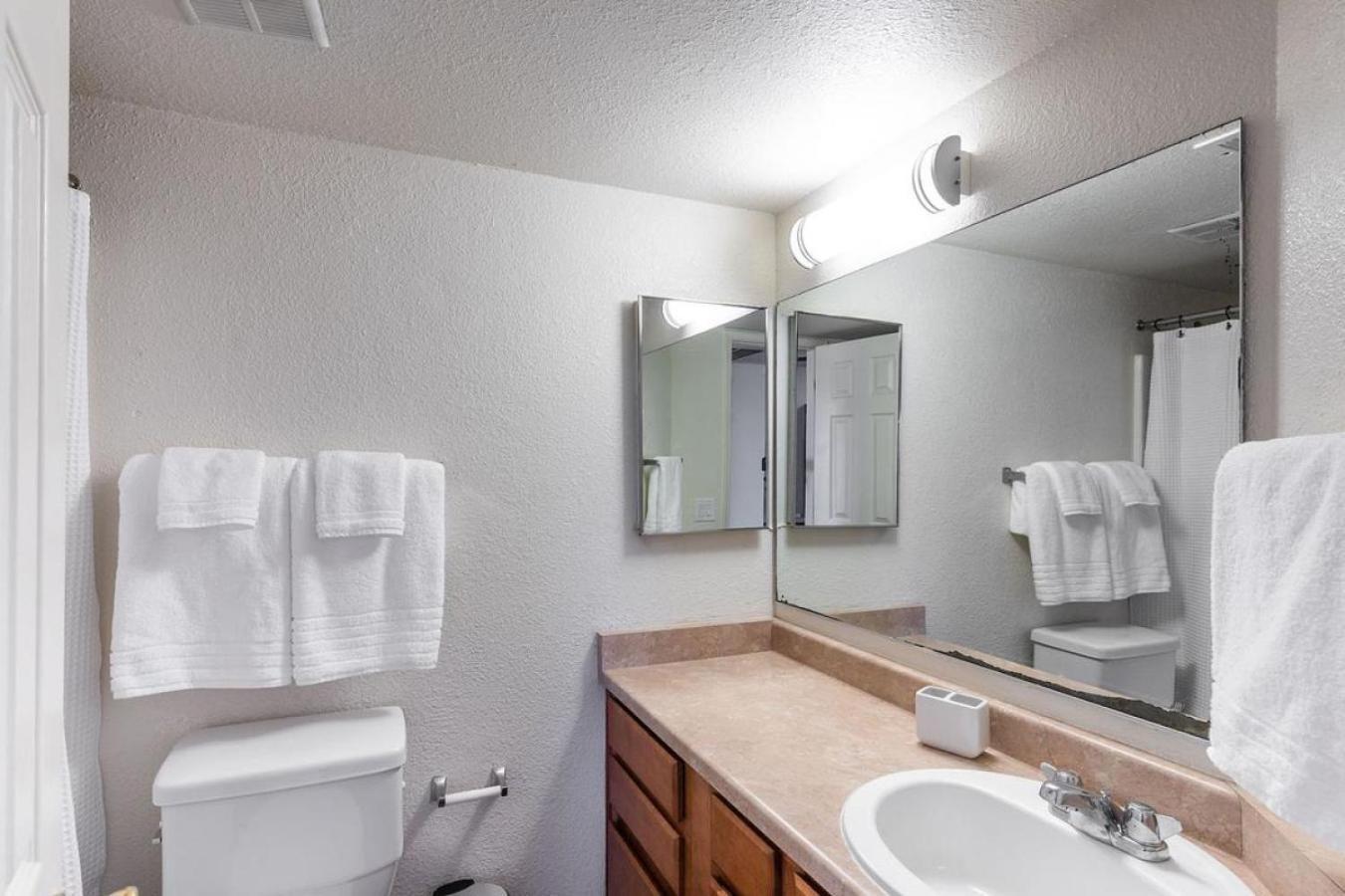Landing Modern With Amazing Amenities Apartment *