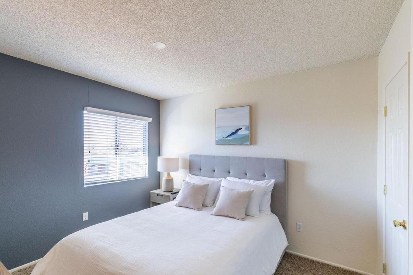 Landing Modern With Amazing Amenities Tucson